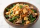 Vegánske Japchae s tofu, batátovými rezancami a zeleninou