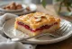 Bezlepková Bakewell torta s mandľovou plnkou a malinovým džemom