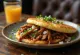 Arepa con Carne Mechada servírovaná v kórejskom štýle