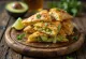 Quesadilla plnená avokádom a roztaveným syrom, opečená do chrumkava